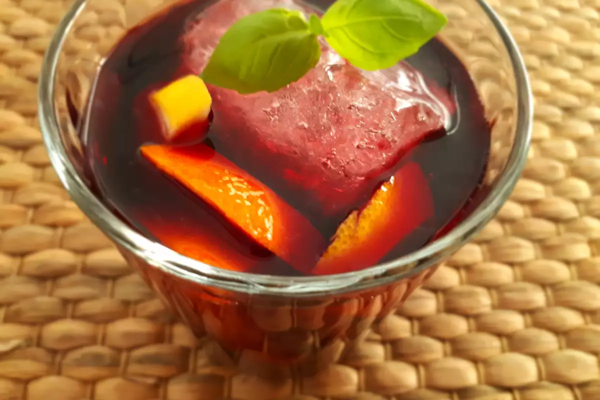 Sommer Cocktail Mit Rotwein Rezepte Bonapeti De