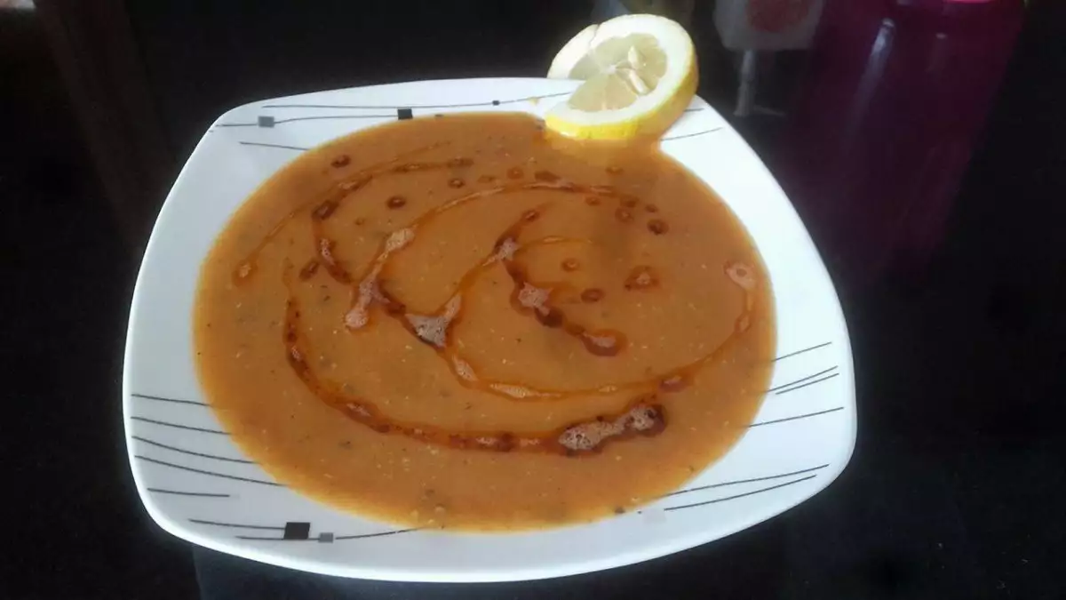 Rote Linsensuppe nach original türkischem Rezept - Rezept | Bonapeti.de