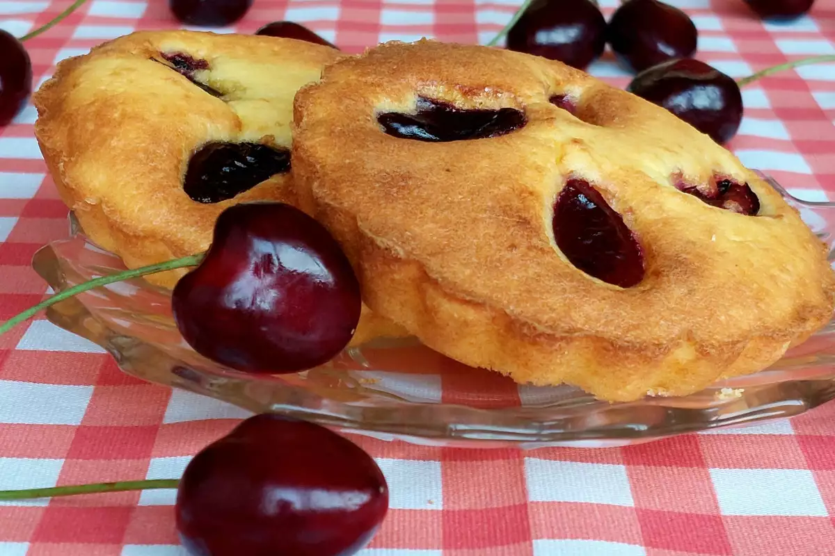 Kuchen mit Kirschen ohne Mehl - 7 Rezepte | Bonapeti.de