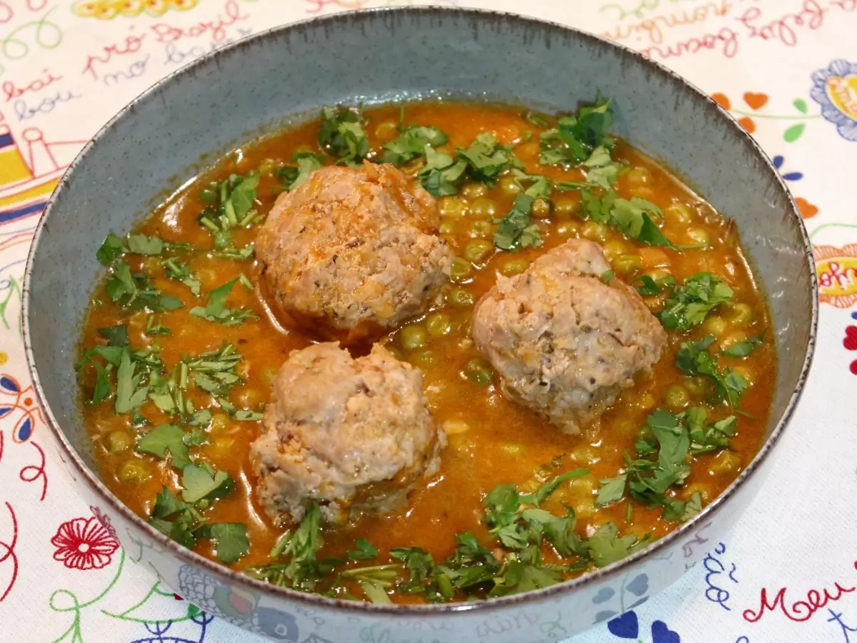 Putenfrikadellen mit Erbsen - 1 Rezepte | Bonapeti.de