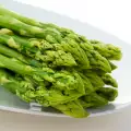 Wie reinigt man Spargel?