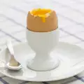Wie man weich gekochte Eier kocht?