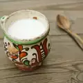 Wie stellt man Buttermilch her?