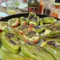 Gefüllte Paprika mit Hüttenkäse und Eier