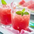 Wie macht man Wassermelonensaft?