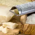 Was ist der Unterschied zwischen Grana Padano und Parmesan?