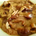 In Butter, Wein und Knoblauch sautierte Shiitake-Pilze