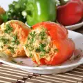 Wie lange werden gefüllte Paprika gebacken?