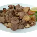 Wie man Fleisch anbrät?