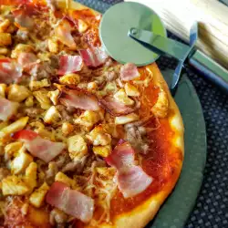 Pizza mit Mozzarella