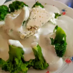 Brokkoli mit Blauschimmelkäse Soße