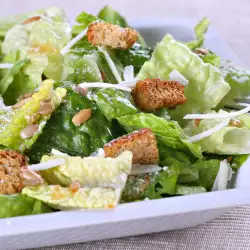 Caesar Salat mit Olivenöl