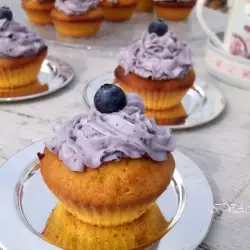 Cupcakes mit Heidelbeeren