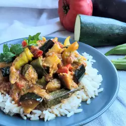 Currygemüse auf Reis Canapé