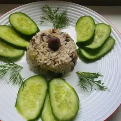 Pilze mit Reis und Weißwein