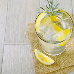 Sprudelnder Gin Cocktail