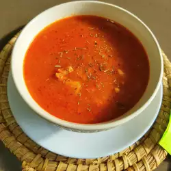 Suppen und Brühen mit Tomaten