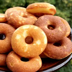 Keto Mandel Donuts