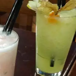 Sour Apple Kamikaze Cocktail