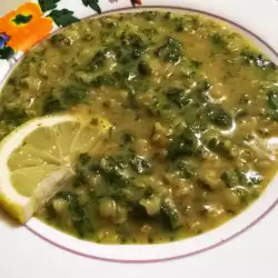 Suppe mit Lauchzwiebeln