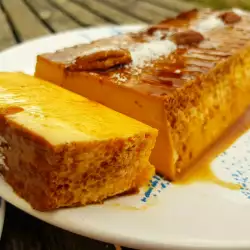 Kürbis-Dessert mit Sahne