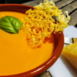 Suppen und Brühen mit Sellerie