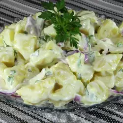 Salat mit Joghurt