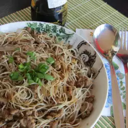 Spaghetti aus der Pfanne mit Sojasoße