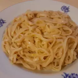 Pasta mit Sojasoße ohne Fleisch