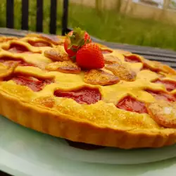 Pie mit frischen Erdbeeren und einem Hauch von Vanille