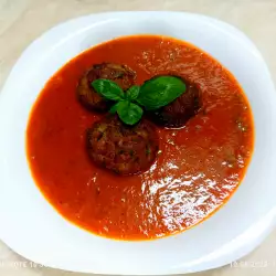 Die perfekten Fleischbällchen mit Tomatensoße