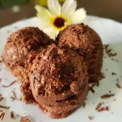 Dessert mit Schokolade ohne Backen