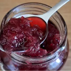 Лесно сладко от рози (ЗА ПРЕВОД)