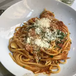 Spaghetti mit Anchovis und Mandeln