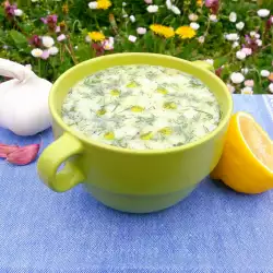 Kalte suppe mit Olivenöl