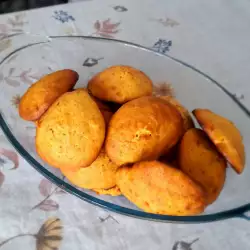 Kekse mit gebackenem Kürbis