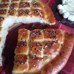 Türkisches Brot mit frischer Milch