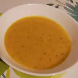 Suppe mit Olivenöl