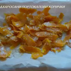Dessert mit Orangenschalen
