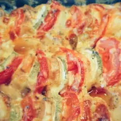 Auflauf mit Zucchini, Kartoffeln und Tomaten