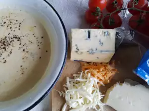 Vier Käse Soße