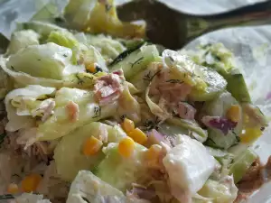 Eisbergsalat mit Thunfisch