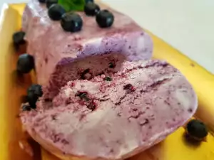 Heidelbeer Semifreddo