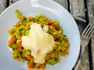 Vitaminsalat mit Brokkoli und Ingwer Mayonnaise