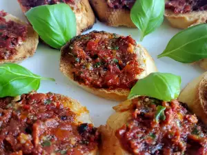 Bruschetta mit Tomatenpesto