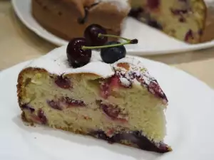 Kirschkuchen mit Saurer Sahne