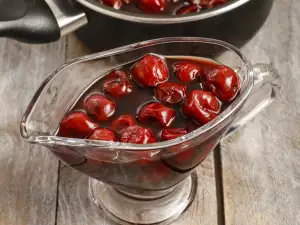 Warum wird Marmelade Zitronensäure zugesetzt?