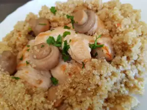 Diätetisches Hähnchen mit Quinoa