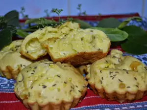 Herzhafte Muffins mit Weißkäse und Kreuzkümmel