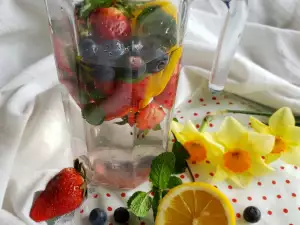 Detox Fruchtgetränk